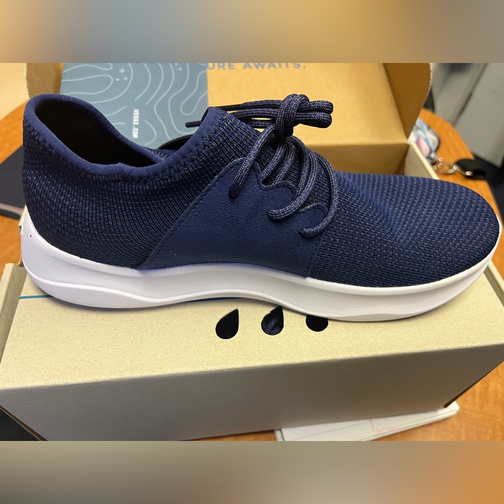 Vessi Everyday shoe size 10